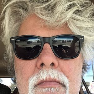 Meet your Posher, Dan